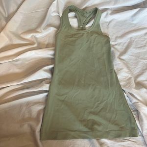 LULULEMON | WILLOW GREEN cool racer back tank top nulu